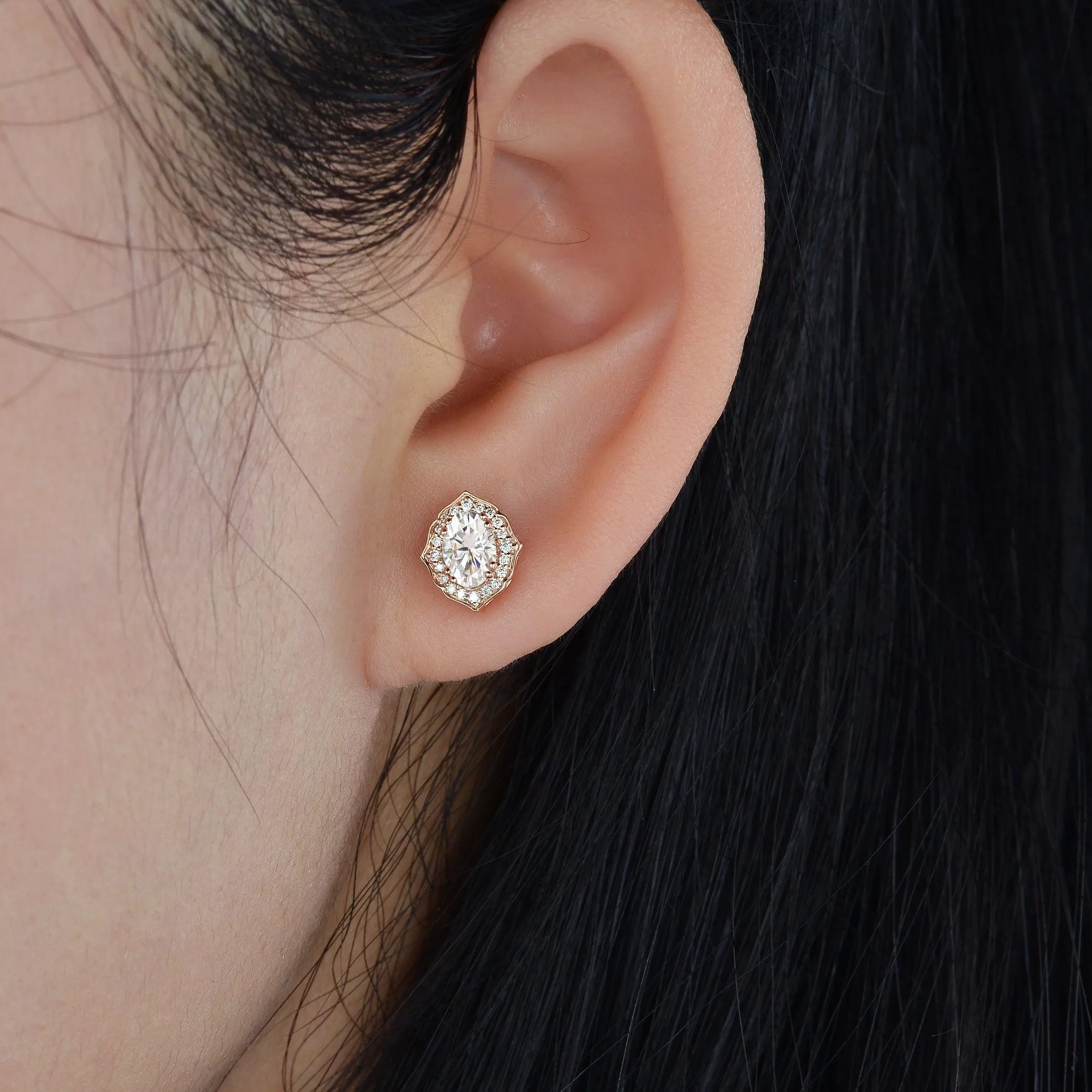 0.8ct Moissanite Geometric Halo Earrings