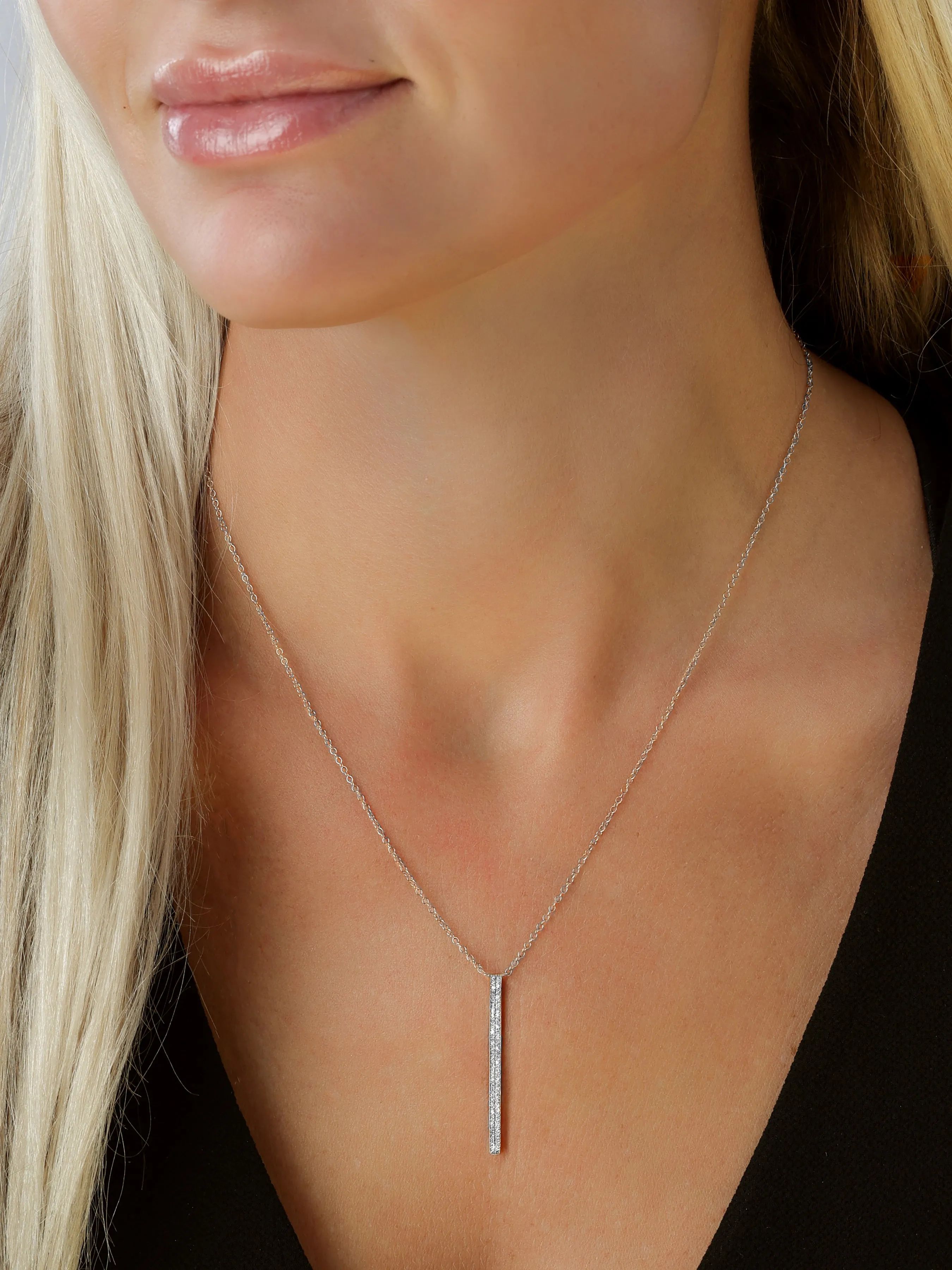 14k White Gold Double Diamond Bar Necklace