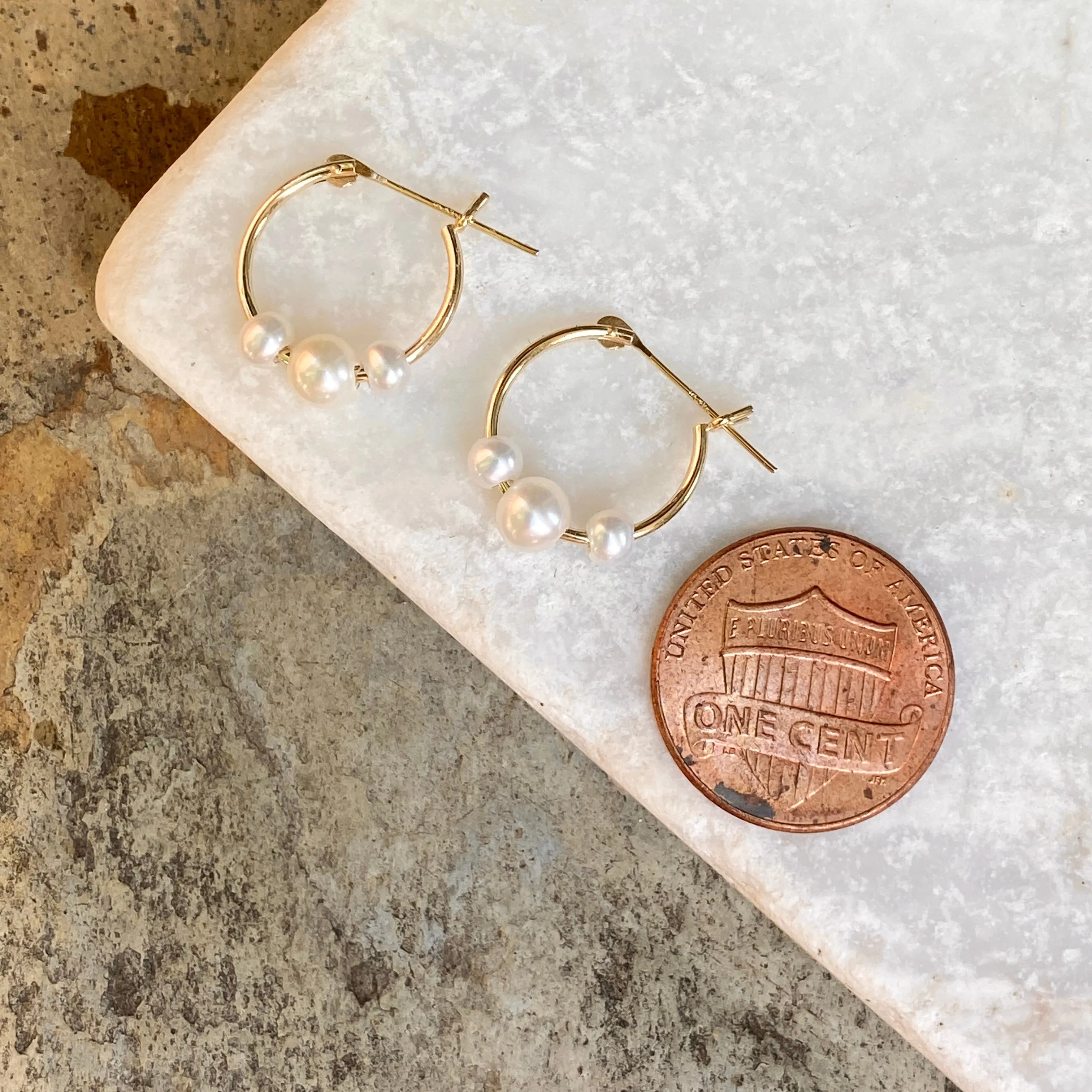 14KT Yellow Gold Triple Freshwater Pearl Charm Hoop Earrings 15mm