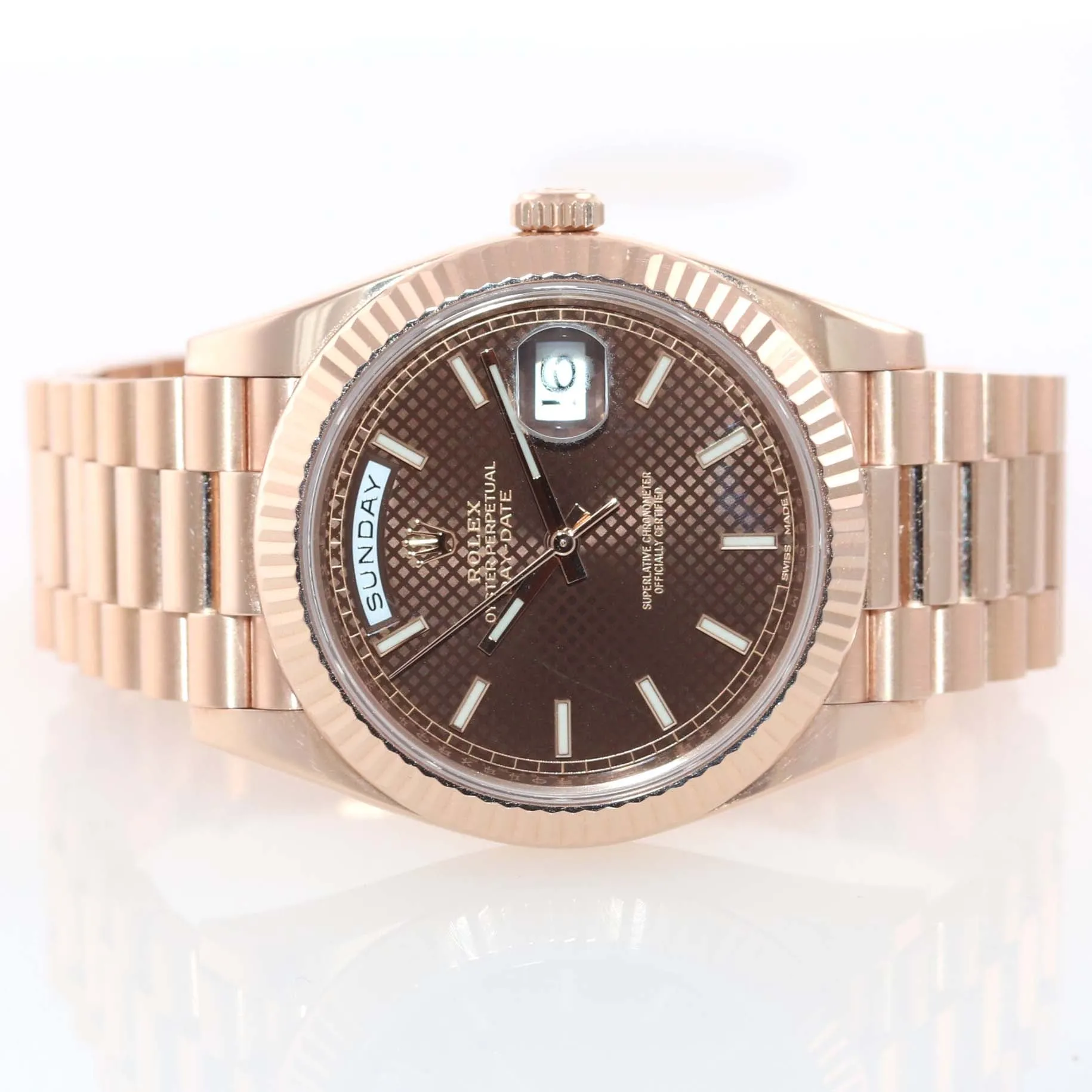 2019 Rolex Day Date 40 18k Rose Gold President Chocolate Motif 228235 Watch Box
