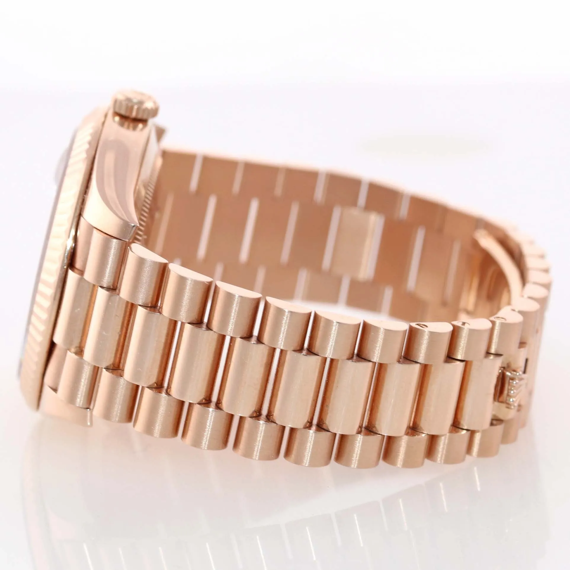2019 Rolex Day Date 40 18k Rose Gold President Chocolate Motif 228235 Watch Box