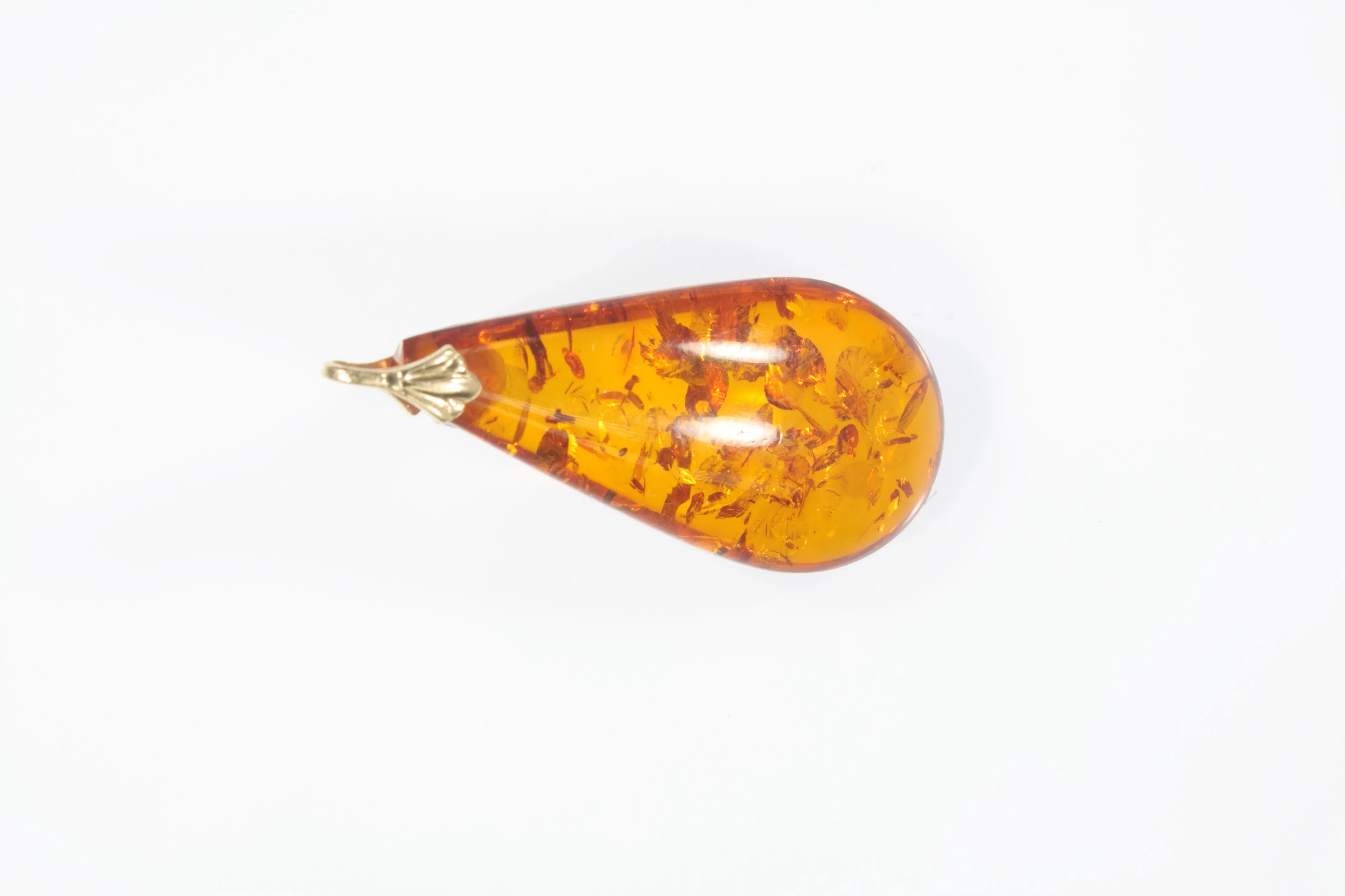 Baltic Amber 14K Yellow Gold Bail Pendant 2.2g