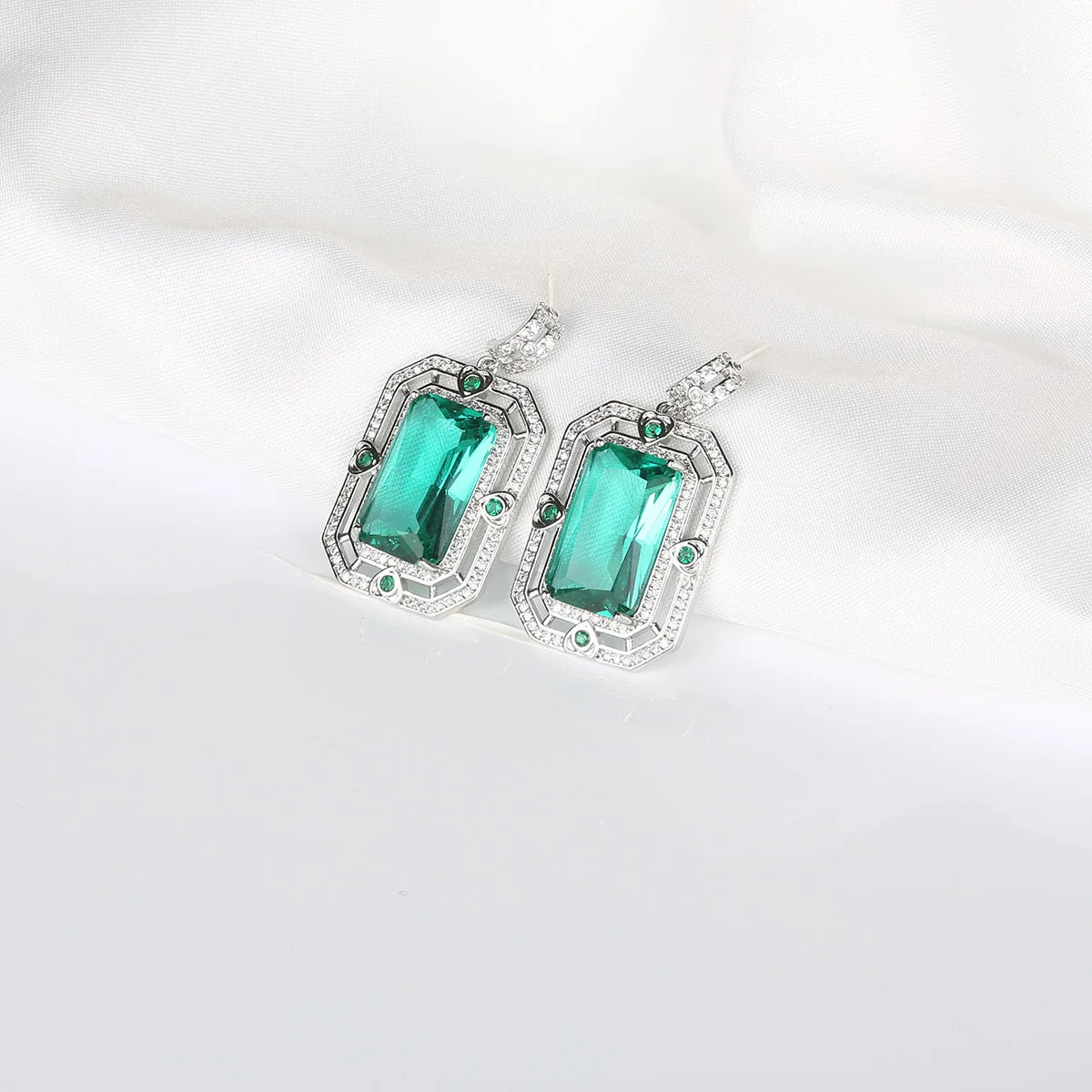 BerryBetty - ZIRCON GEOMETRIC EARRINGS
