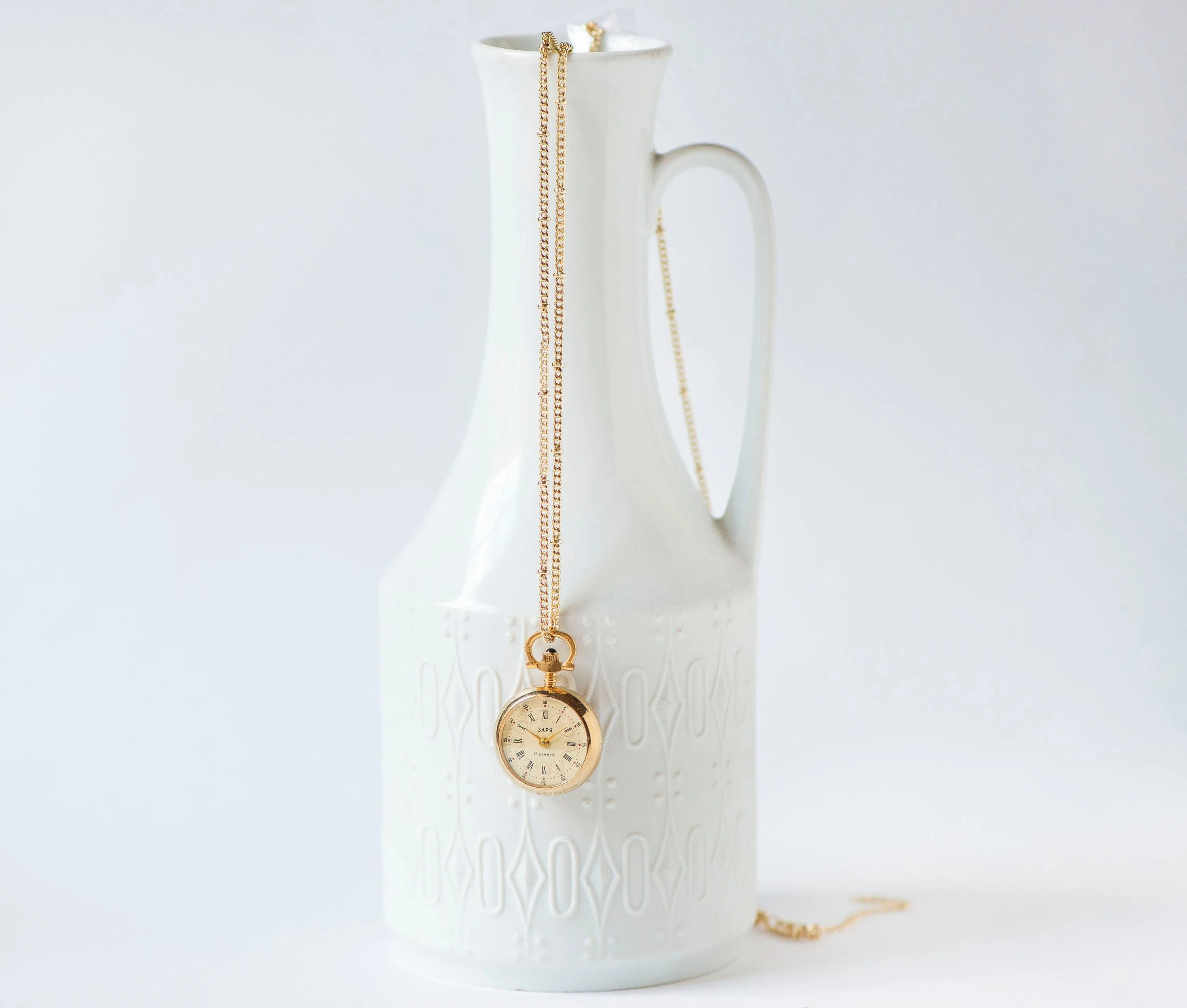 Boho necklace watch Dawn with rose pattern on backside, vintage gold plated pendant watch Roman numerals dial, delicate round neck accessory