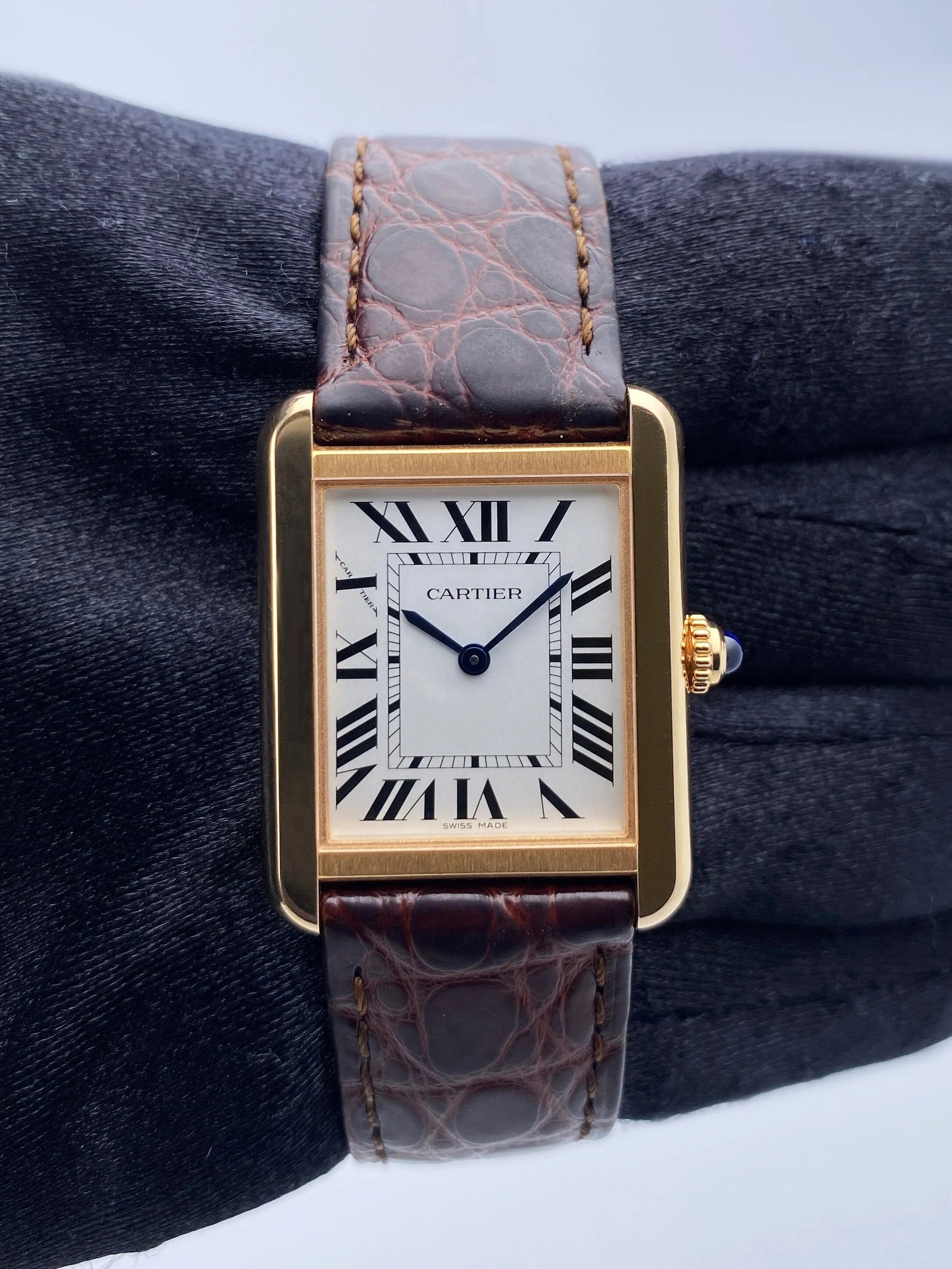 Cartier Tank Solo W5200024 18K Rose Gold Ladies Watch Box Papers