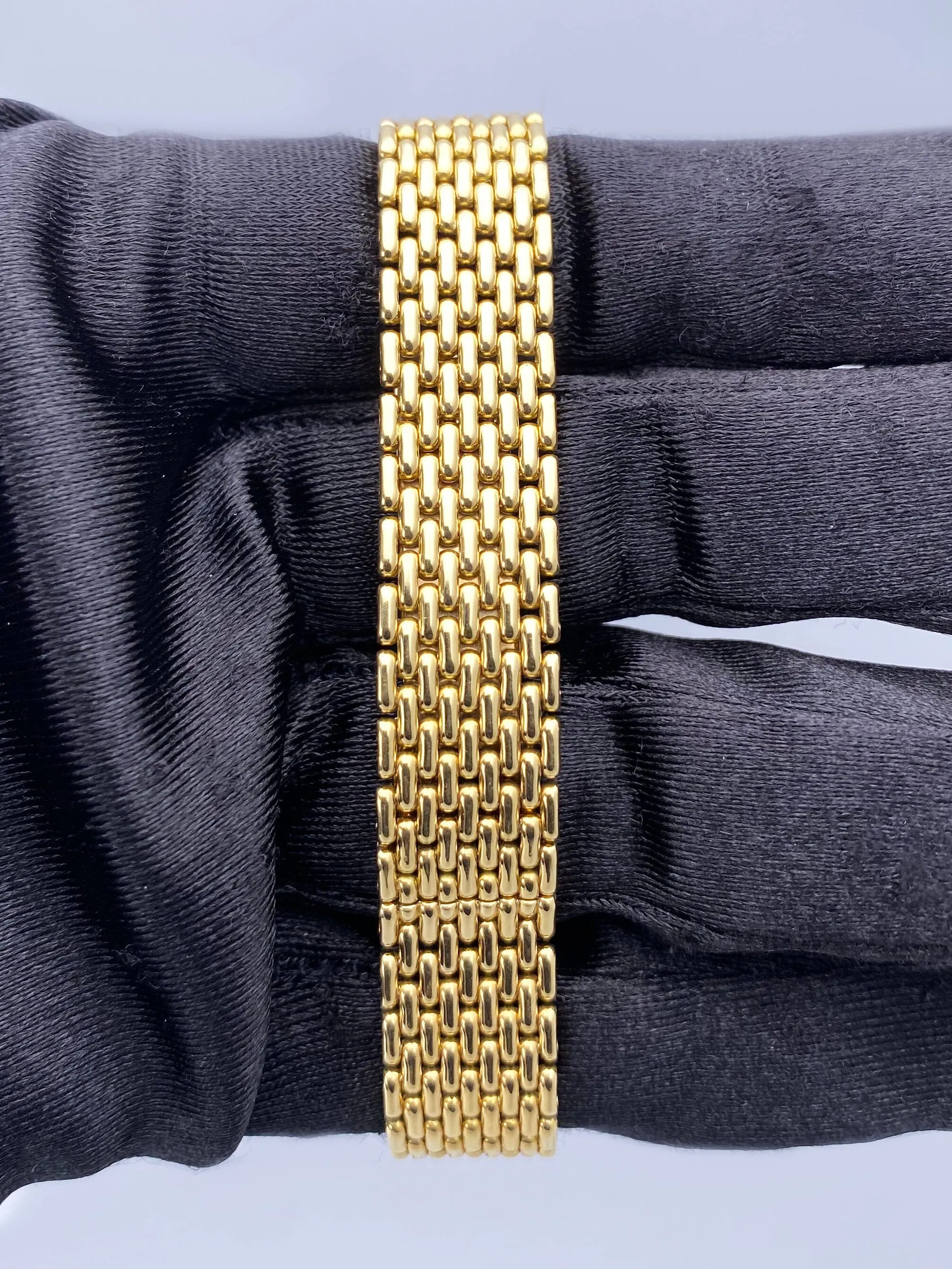 Cartier Tortue Paris 18K Yellow Gold Ladies Watch