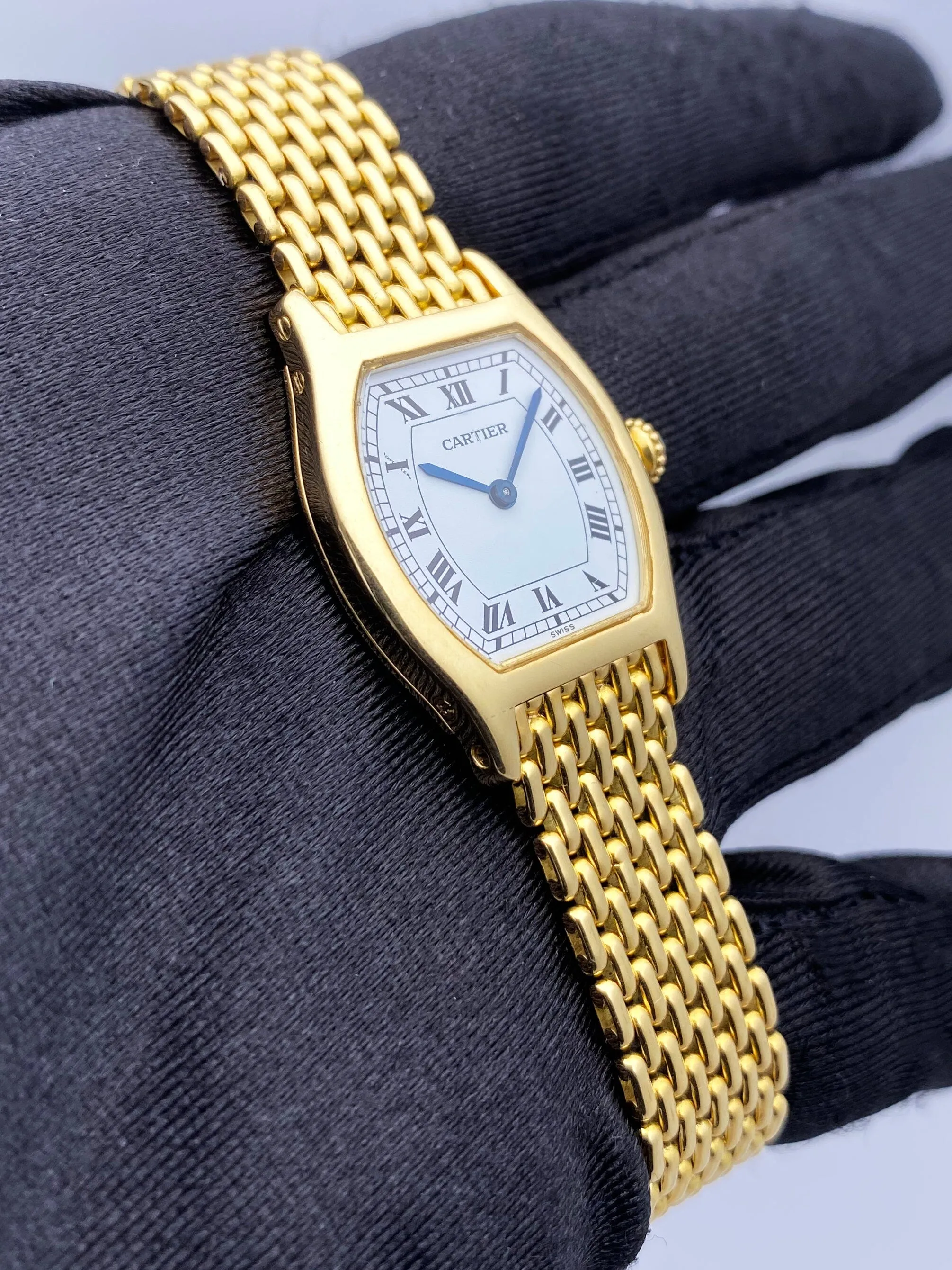 Cartier Tortue Paris 18K Yellow Gold Ladies Watch