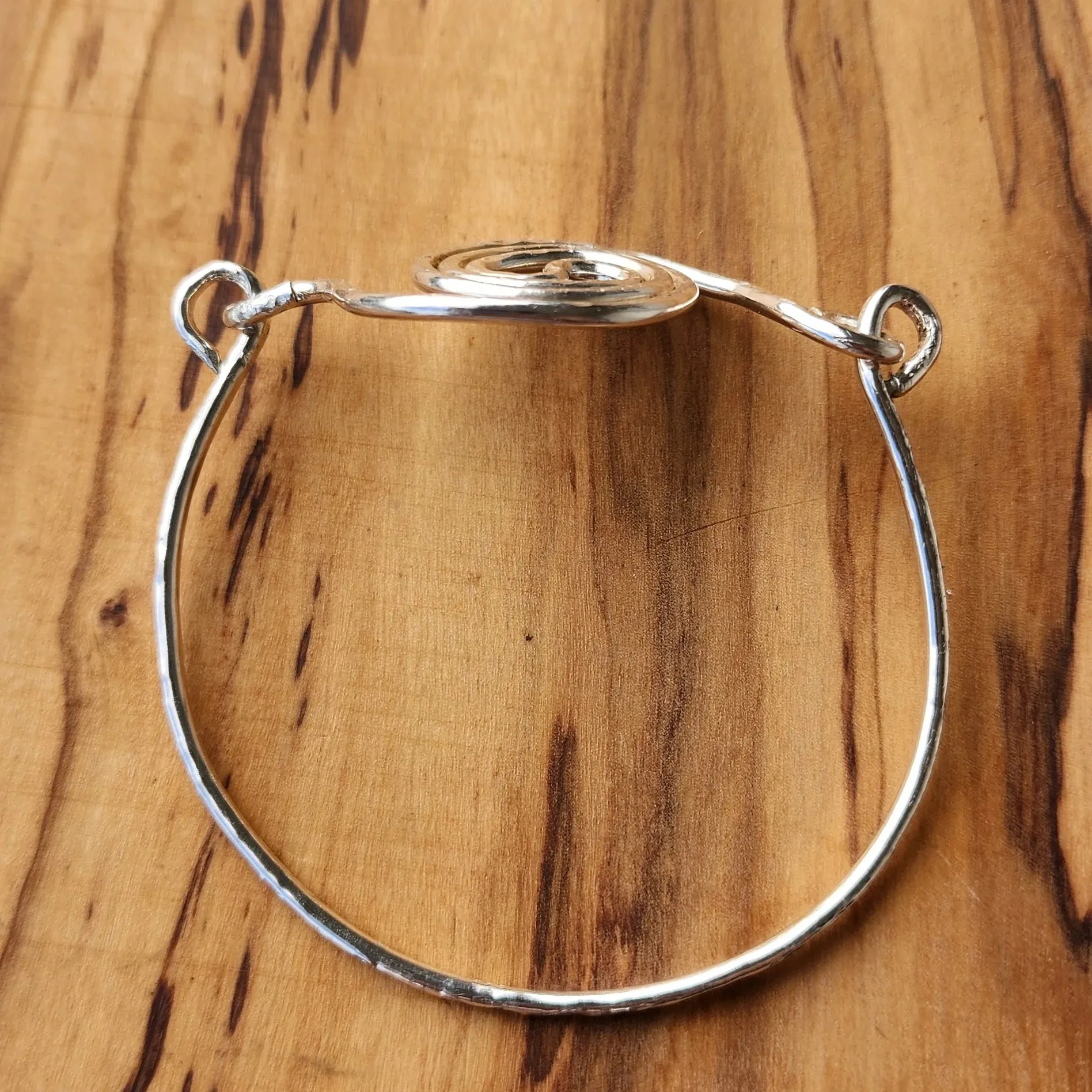 Chic Handmade Sterling Silver Yin Yang Bracelet - Harmonious Duality for Your Wrist