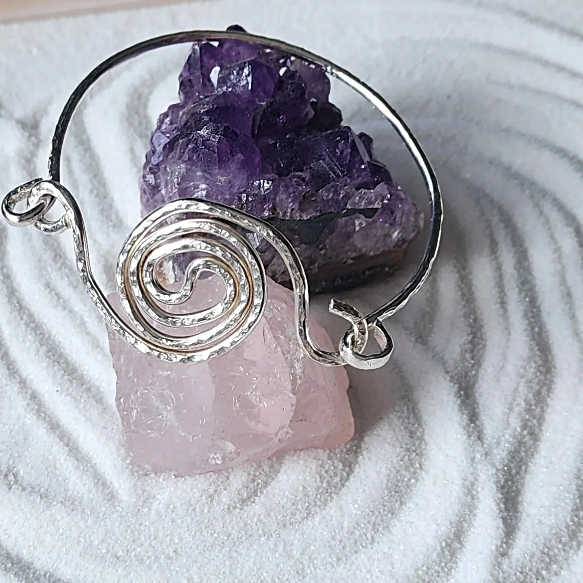 Chic Handmade Sterling Silver Yin Yang Bracelet - Harmonious Duality for Your Wrist