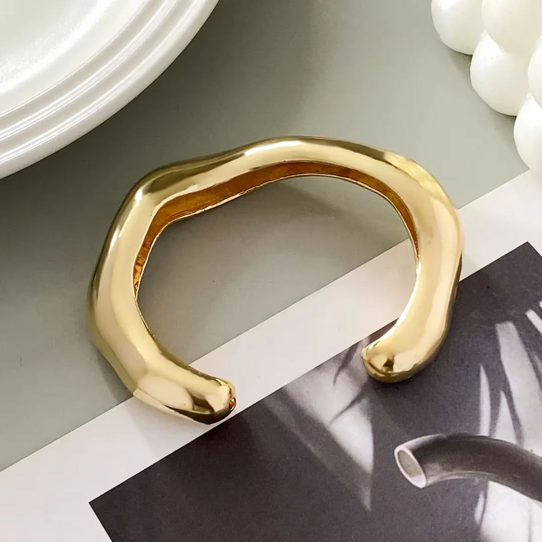 Cuff d'Amour