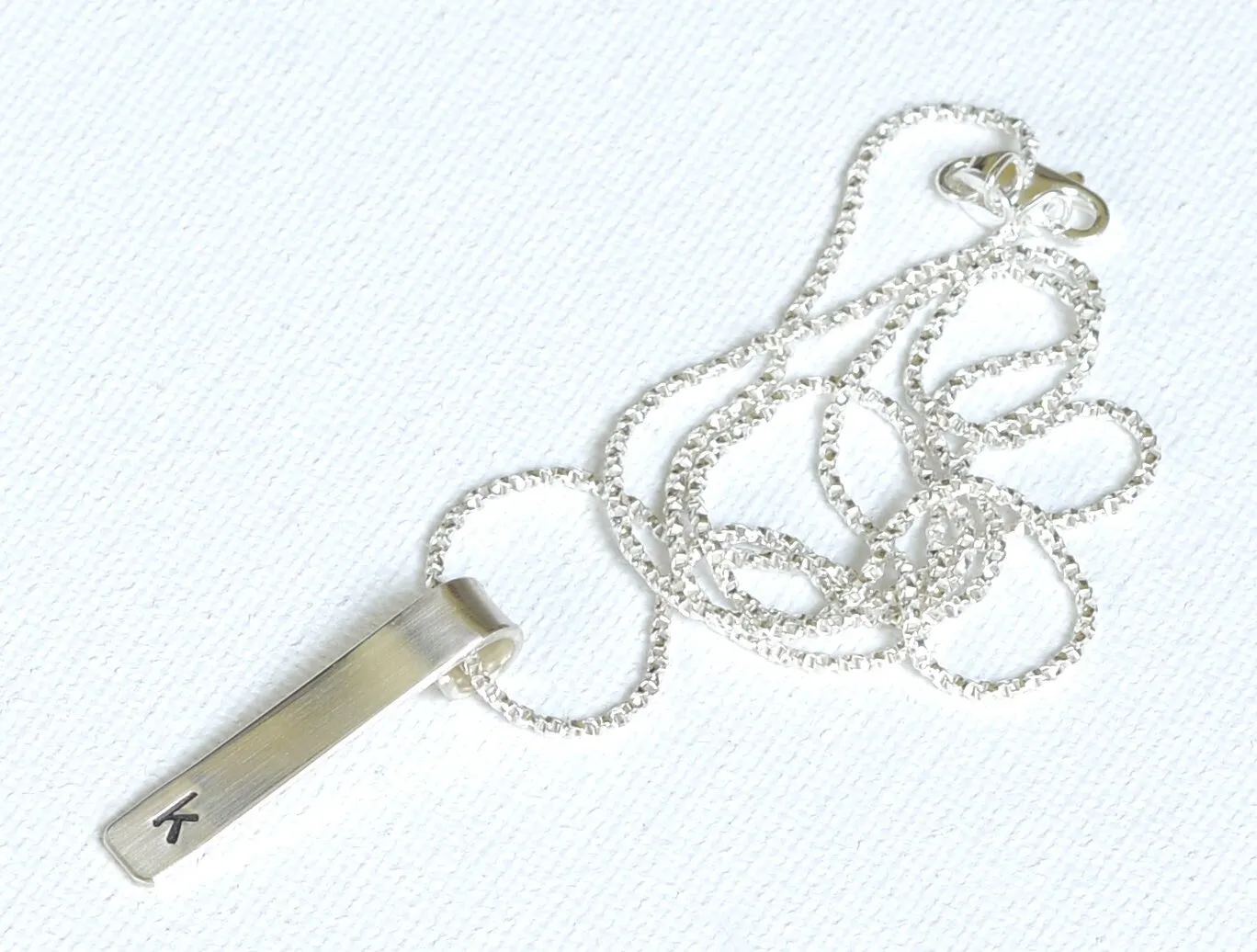 Dainty Tag personalized necklace in sterling silver