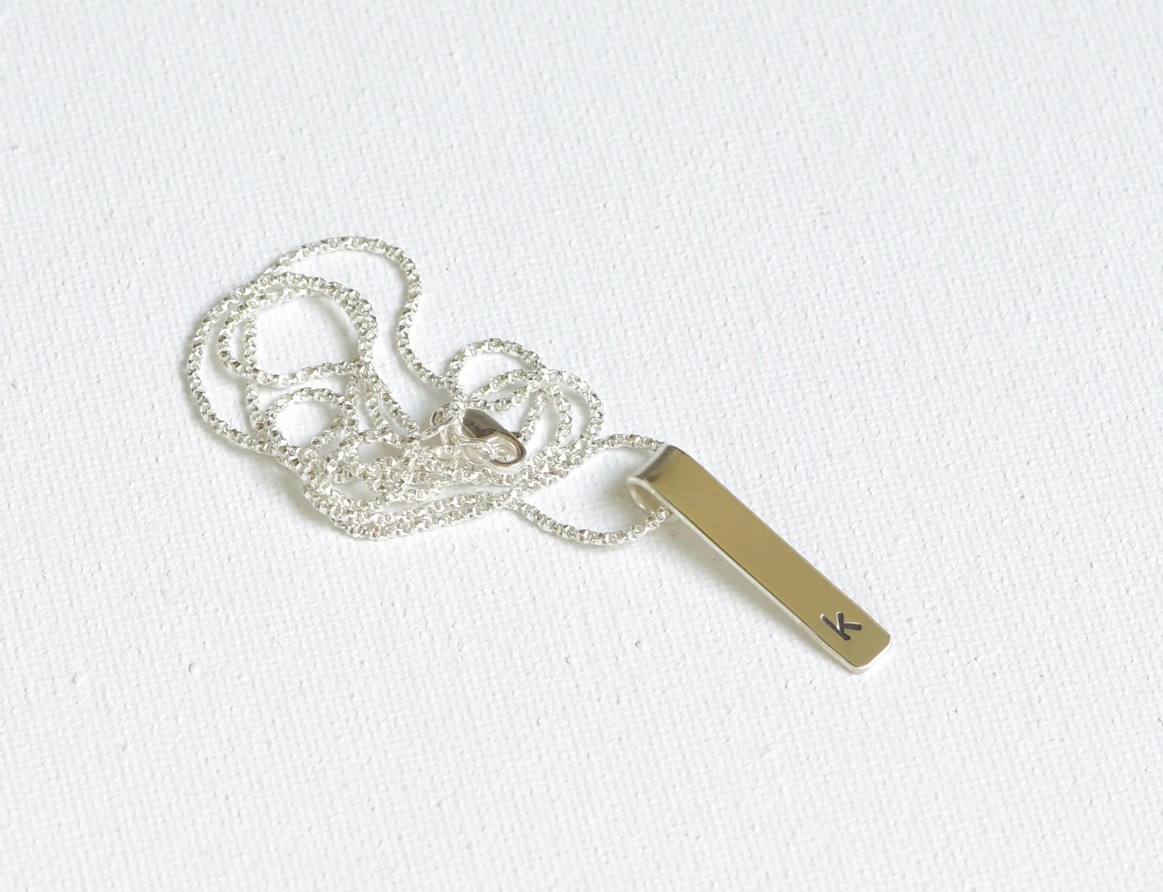 Dainty Tag personalized necklace in sterling silver
