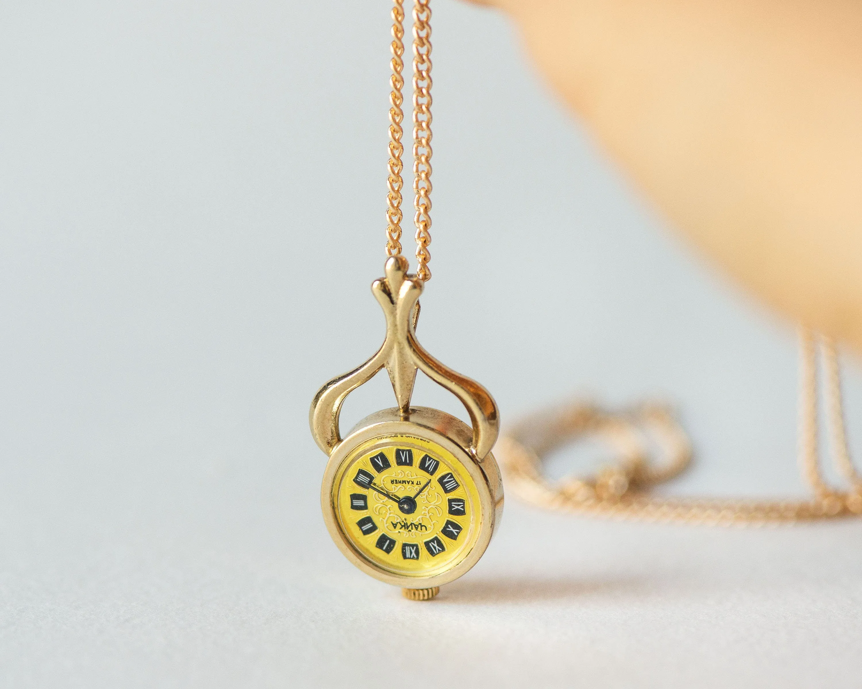 Flowers case watch necklace Seagull, women's pendant watch unique, ornamented watch pendant gold plated, rare design fashion pendant gift