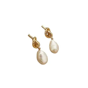 French Retro Baroque Pearl Earrings Women's New Fashionable Light Luxury Elegant Rope Knot Earrings Advanced Earrings