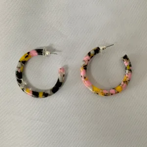 Gavriel Floral Burst Resin Hoop Earrings
