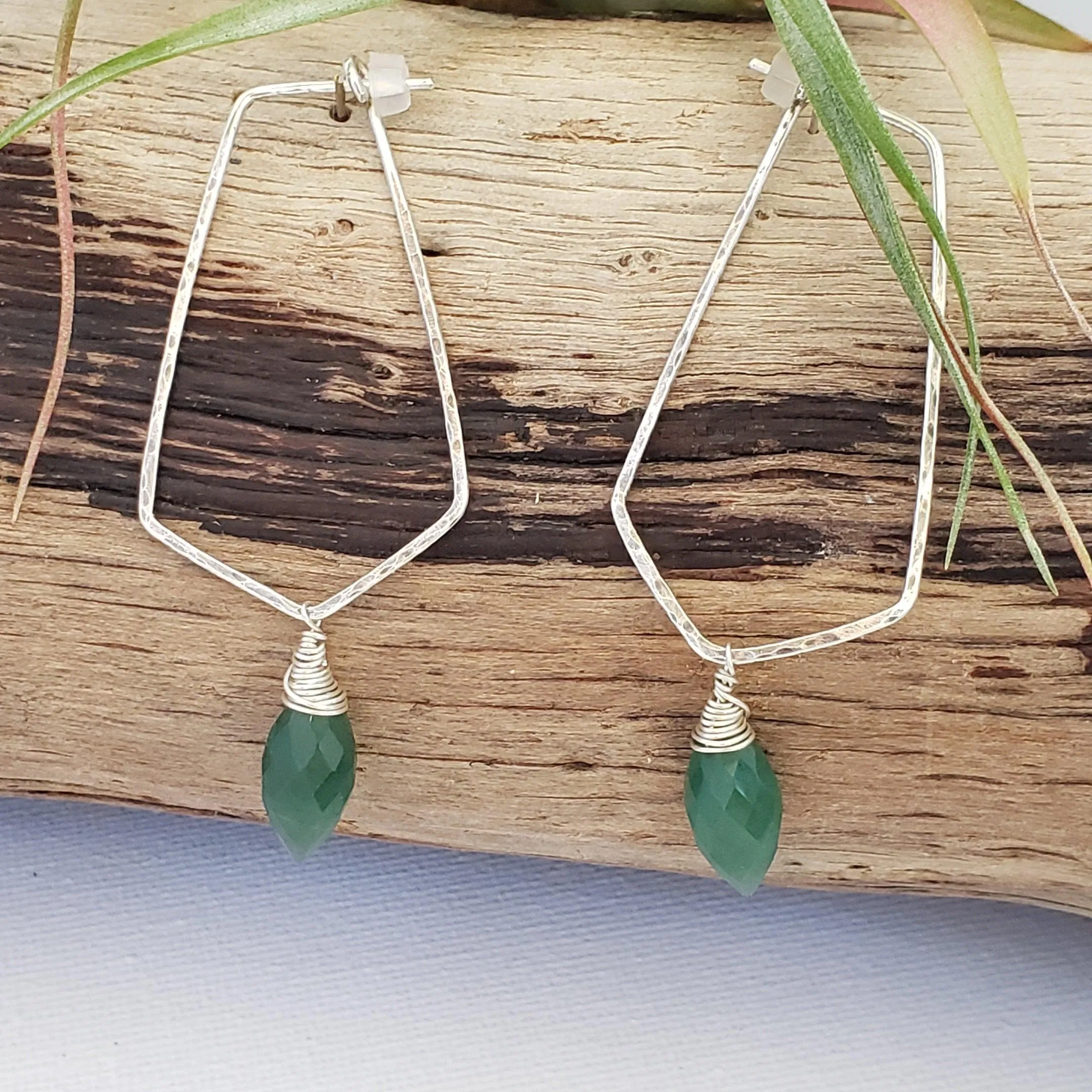 Green onyx geometric hoops