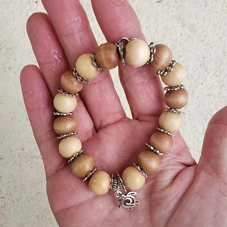 Handmade Boho Style Stretch Turtle Charm Bracelet with Sandalwood Beads