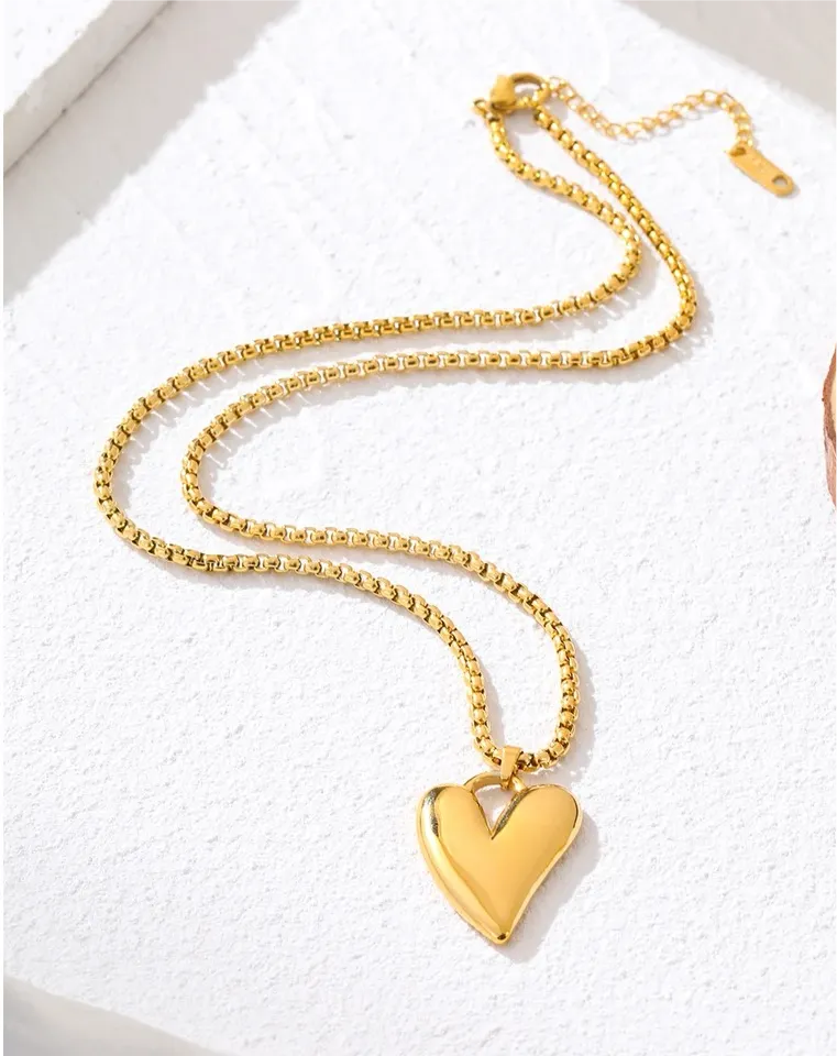 Irregular Beat Necklace