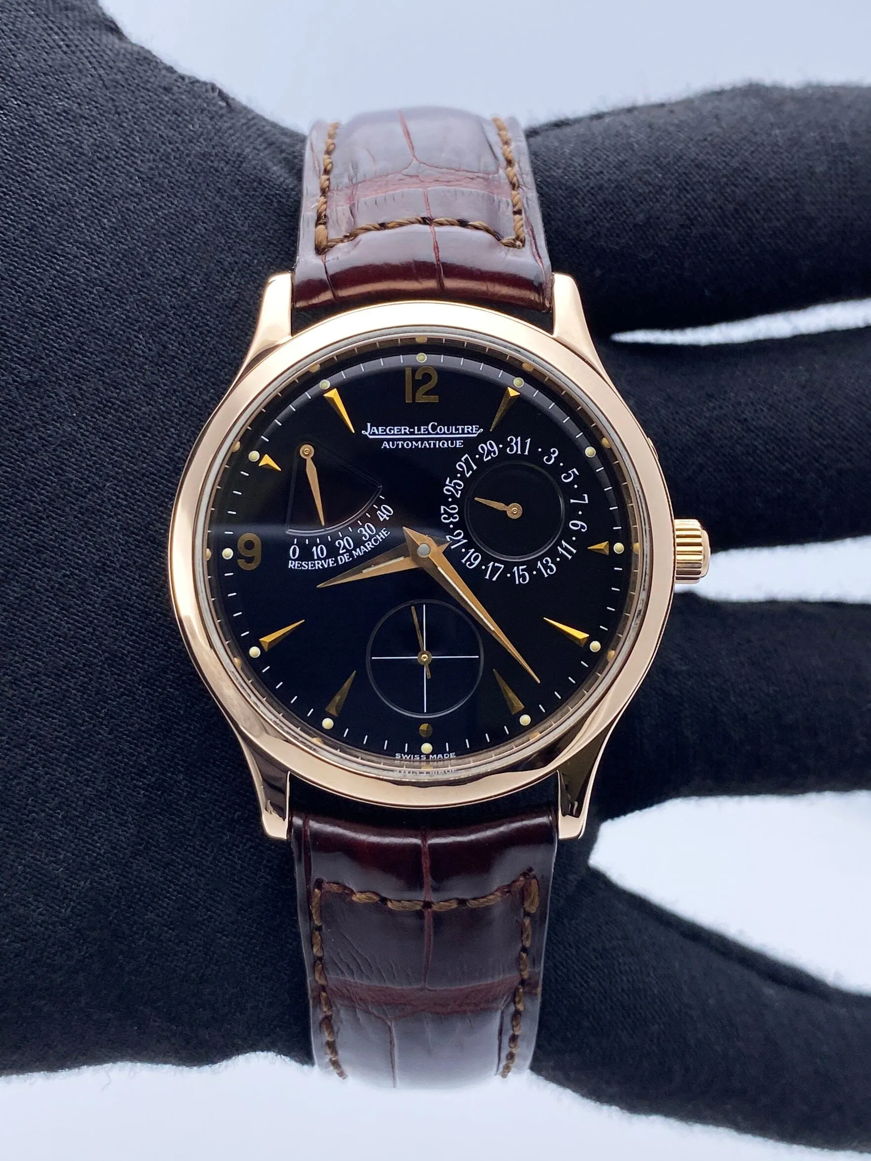 Jaeger Lecoultre Master Control 140.2.93.S Mens Watch
