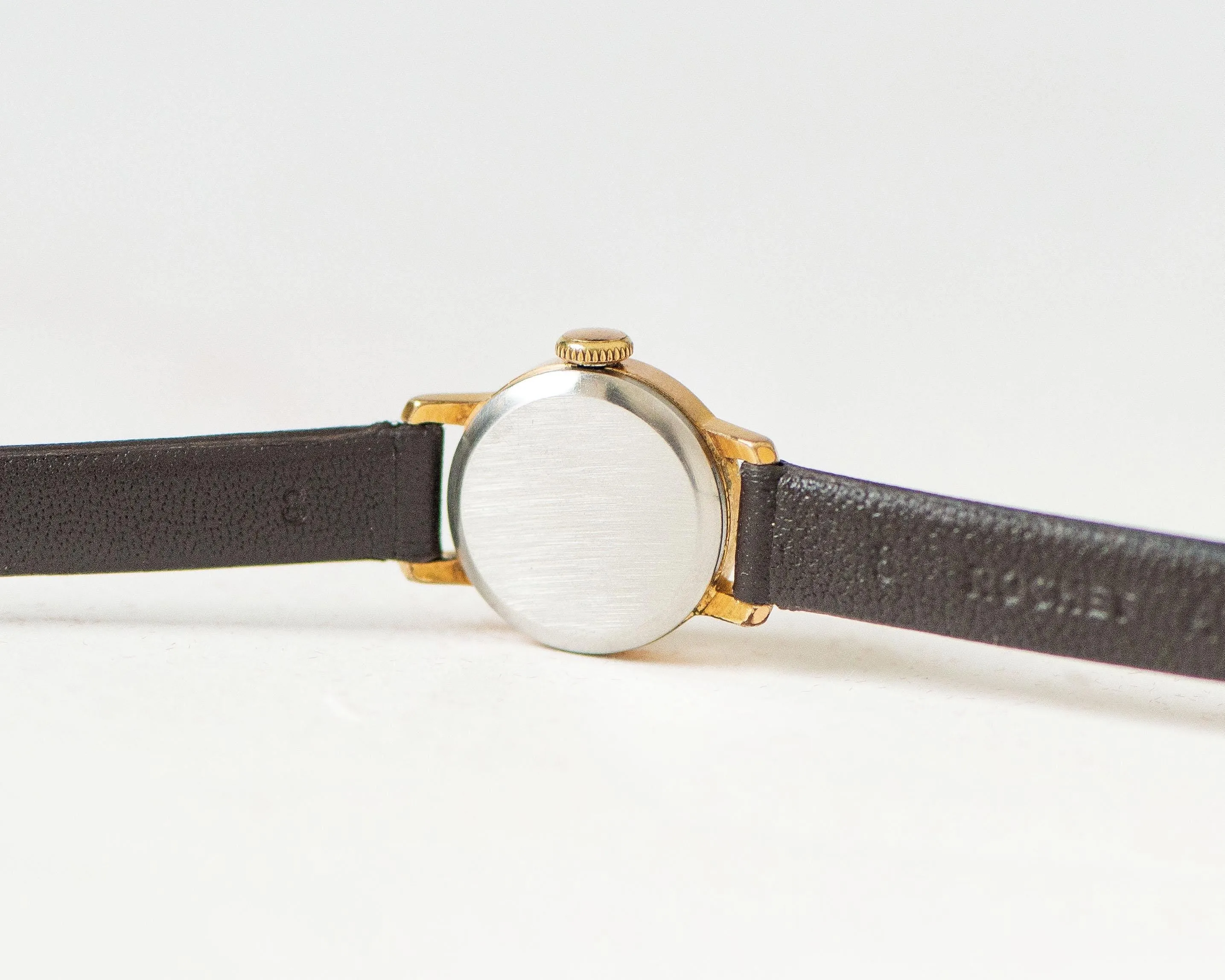 Micro size woman watch Ray, women's watch gold plated tiny ultra-rare lady's wristwatch round petite women's watch new premium leather strap