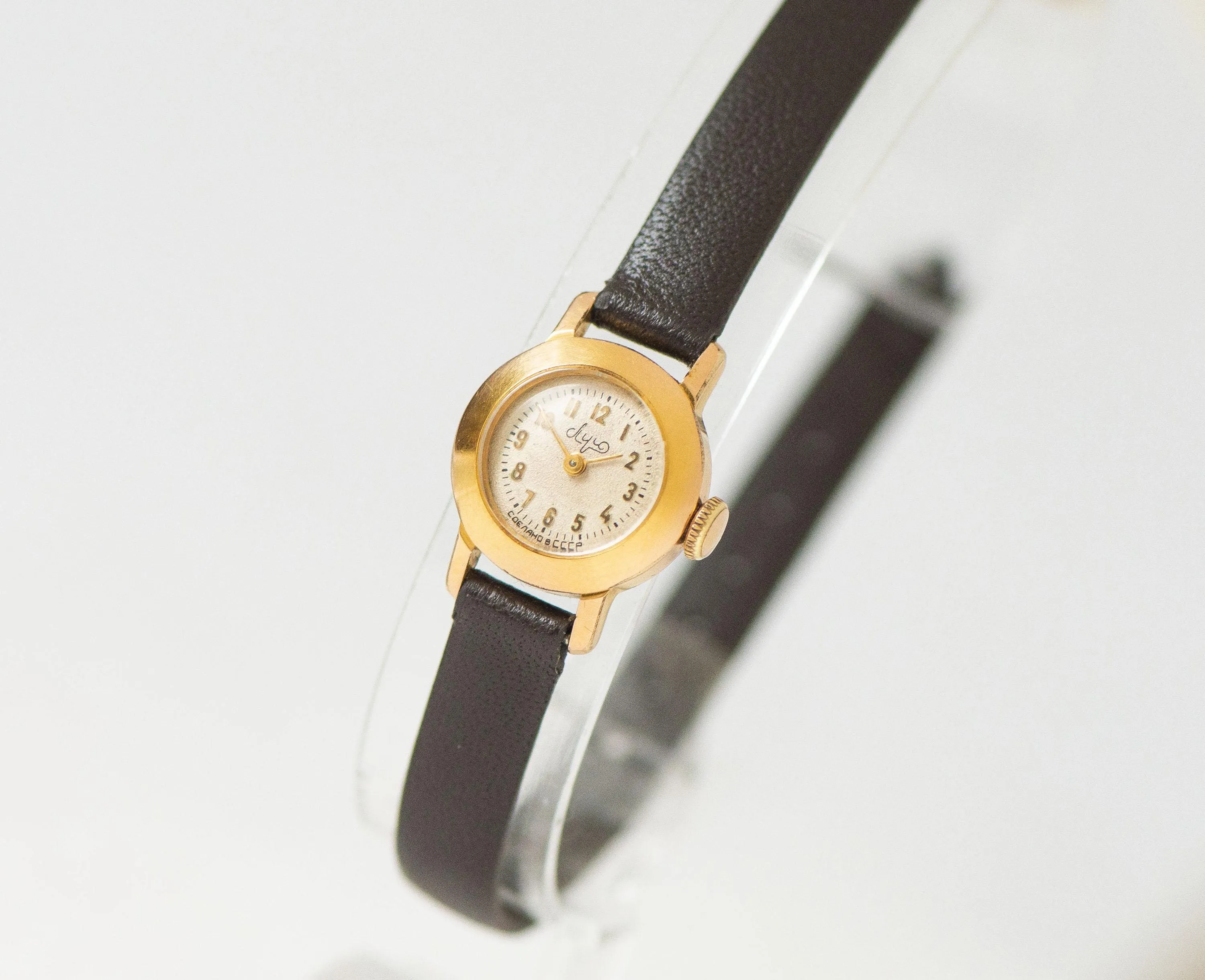 Micro size woman watch Ray, women's watch gold plated tiny ultra-rare lady's wristwatch round petite women's watch new premium leather strap