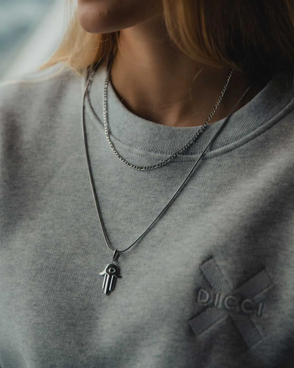 Minimalist Hamsa Necklace