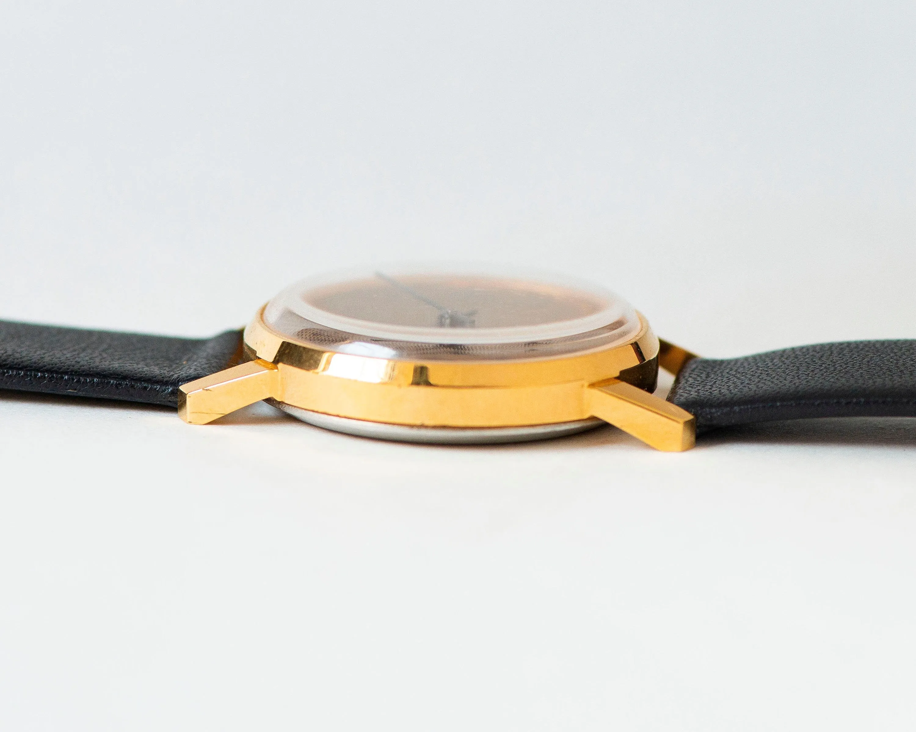New old stock unisex watch Pobeda gold plated, yellow dial watch minimalist, vintage watch Arabic numerals gift, new premium leather strap