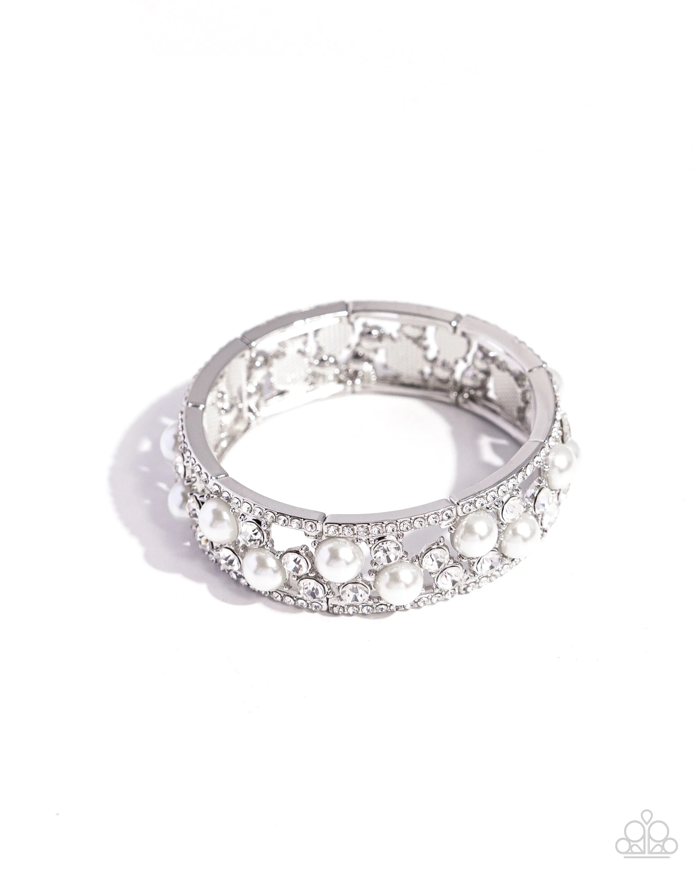 Paparazzi - Opera Singer - White Bracelet