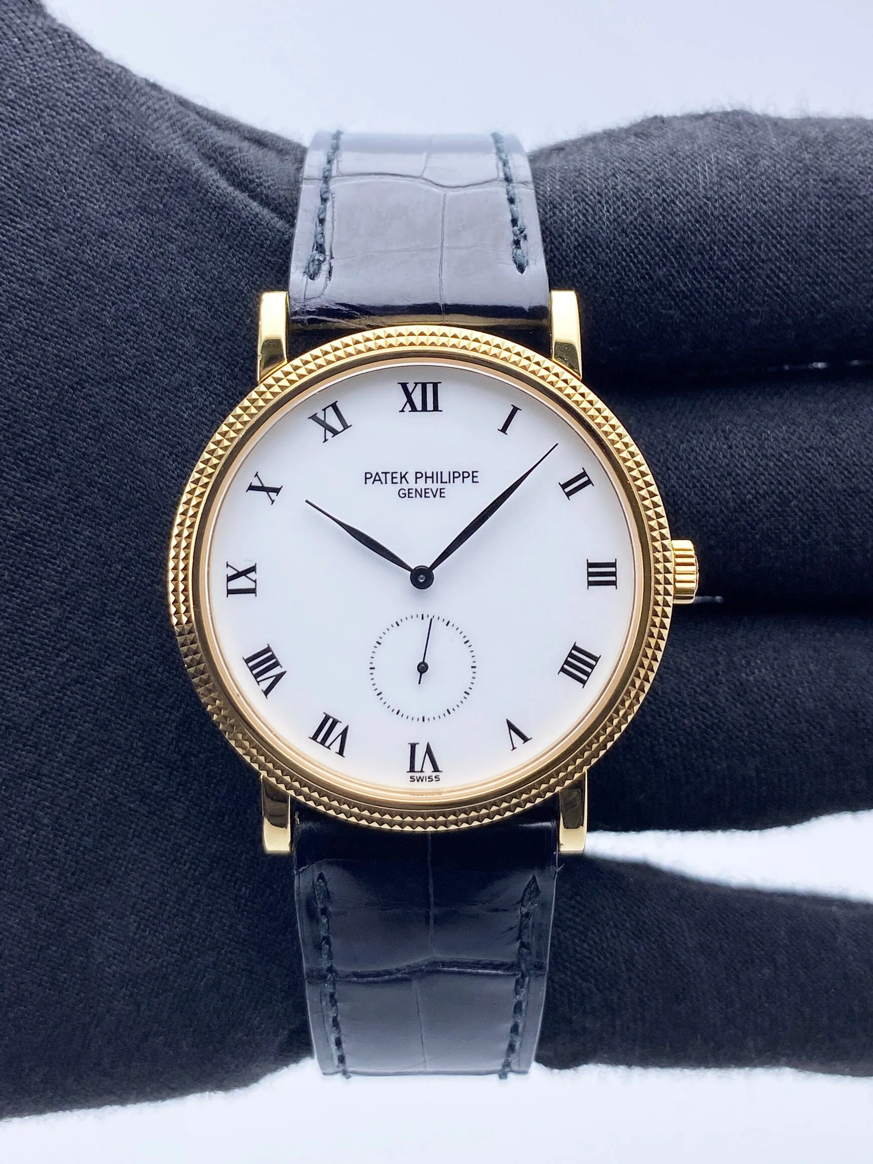 Patek Philippe Calatrava 3919J Mens Watch Box Papers