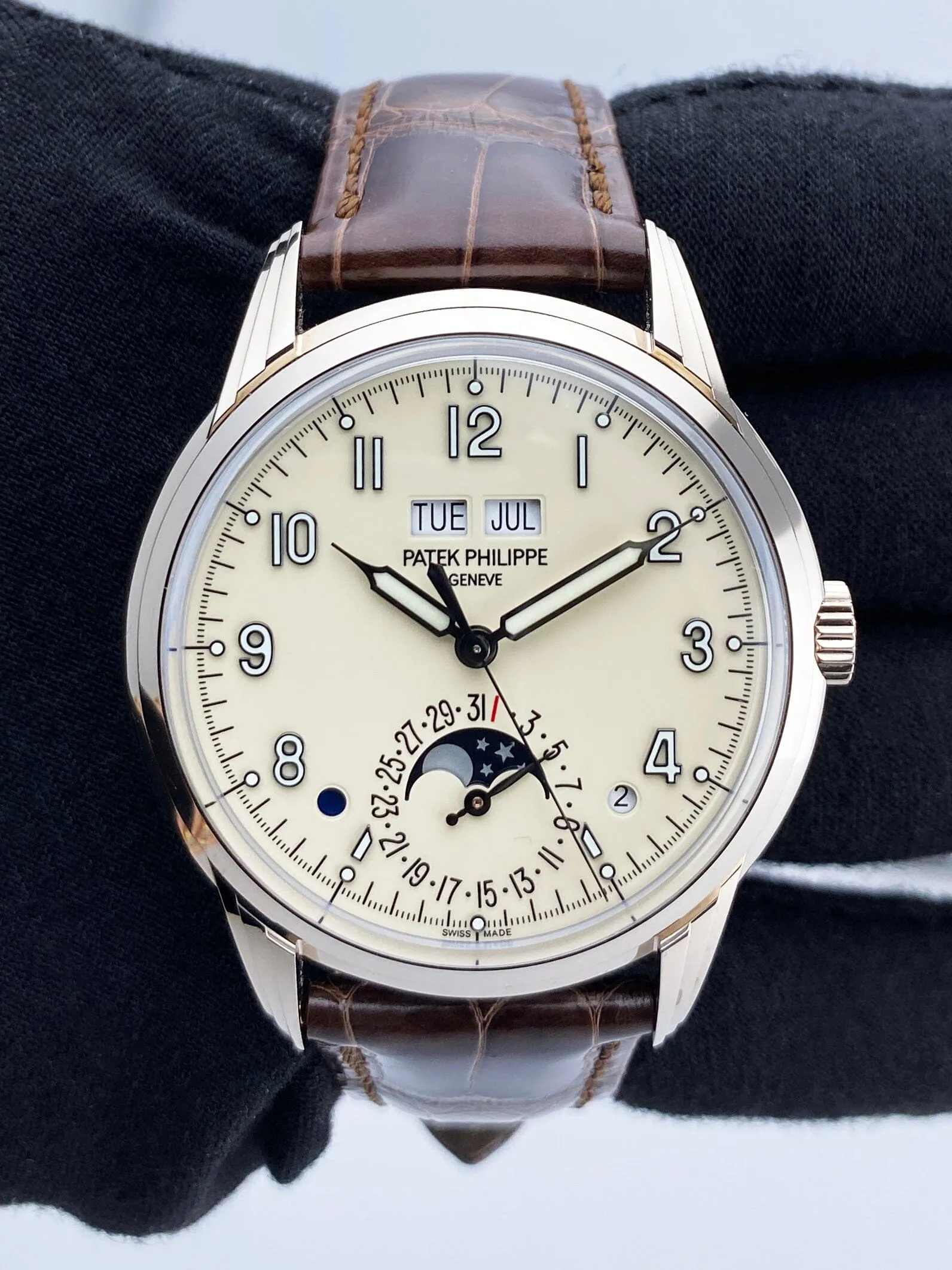 Patek Philippe Grand Complications 5320G Cream Dial Mens Watch Box Papers