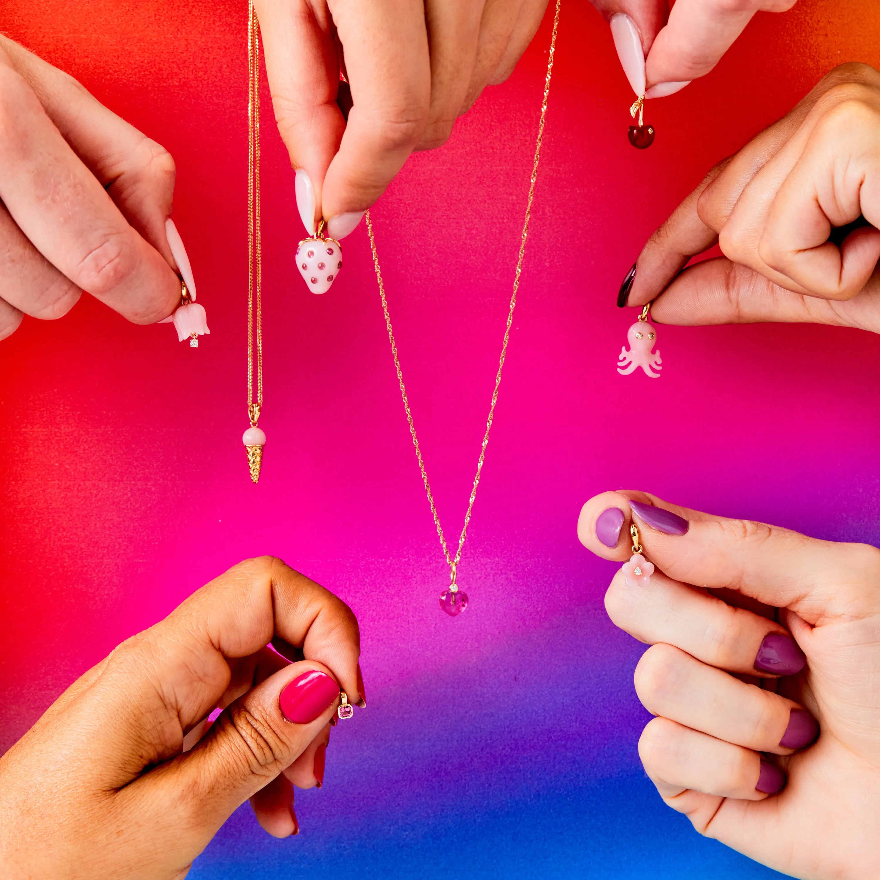 Petite Dahlia Asscher Charm