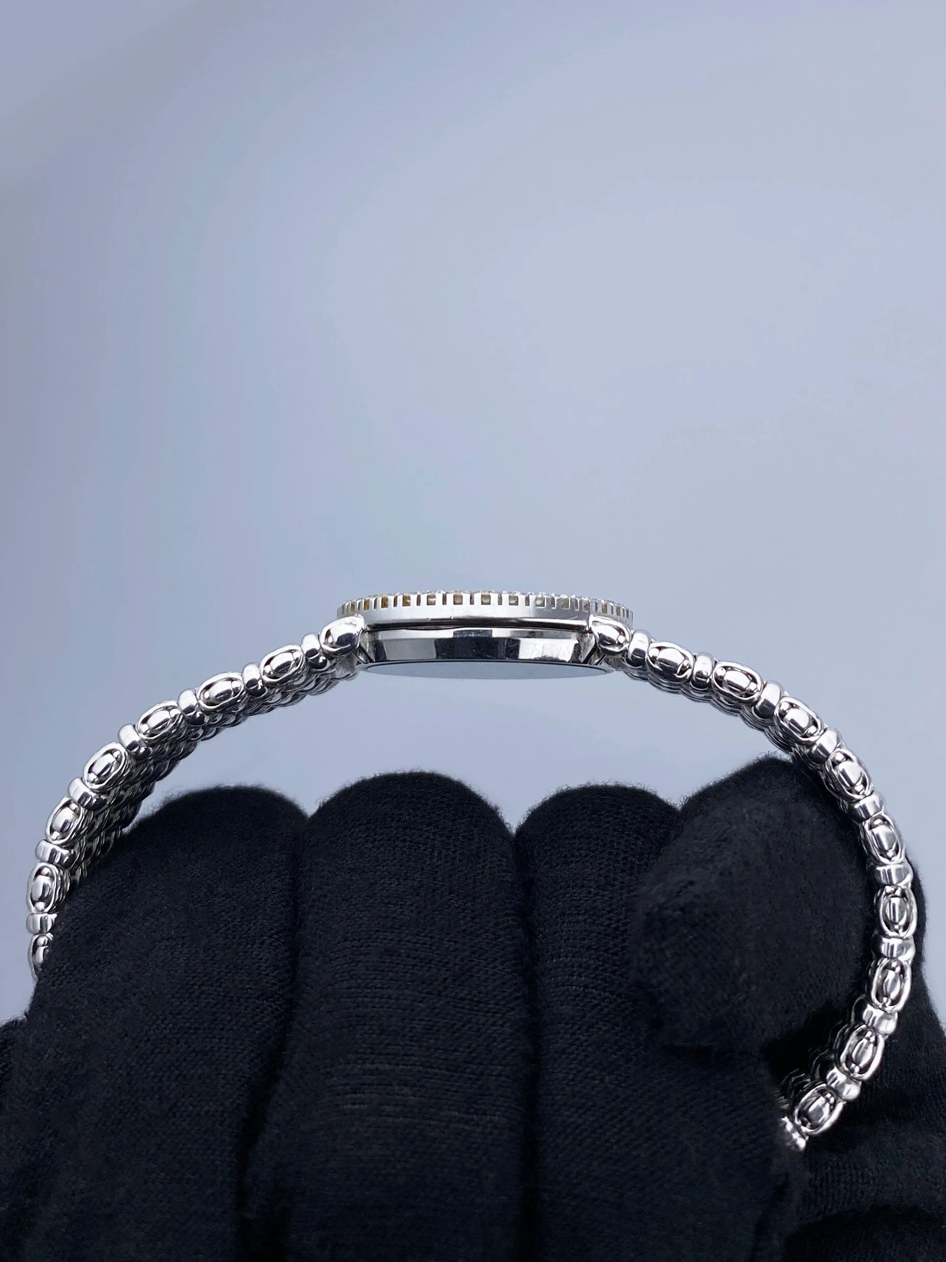 Piaget 976 D23 Opal Dial Diamond 18K White Gold Ladies Watch