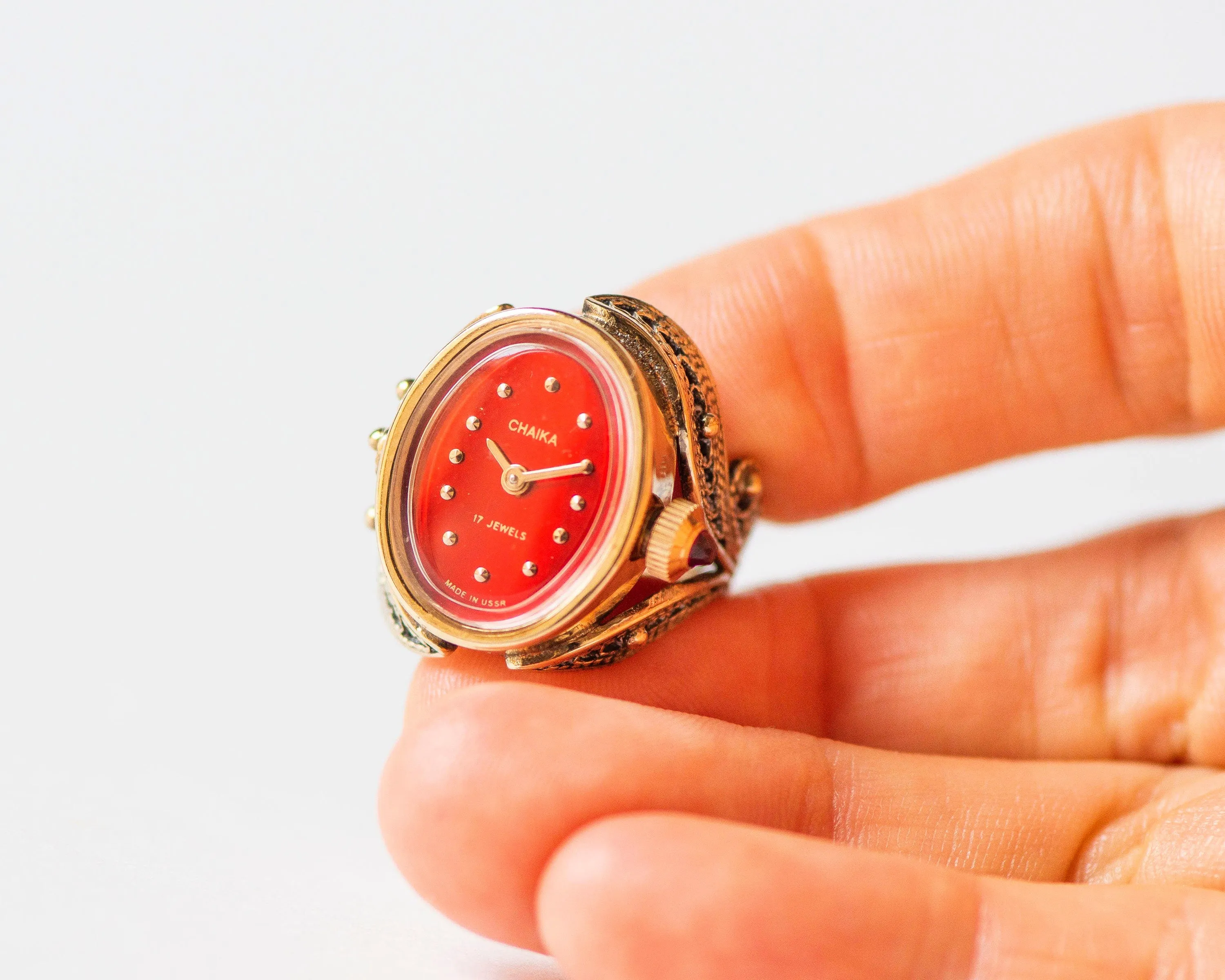 Posh filigree women's watch ring Seagull gold plated ladies ring watch oval red jewelry, chic ring watch mechanical gift her watch ring rare