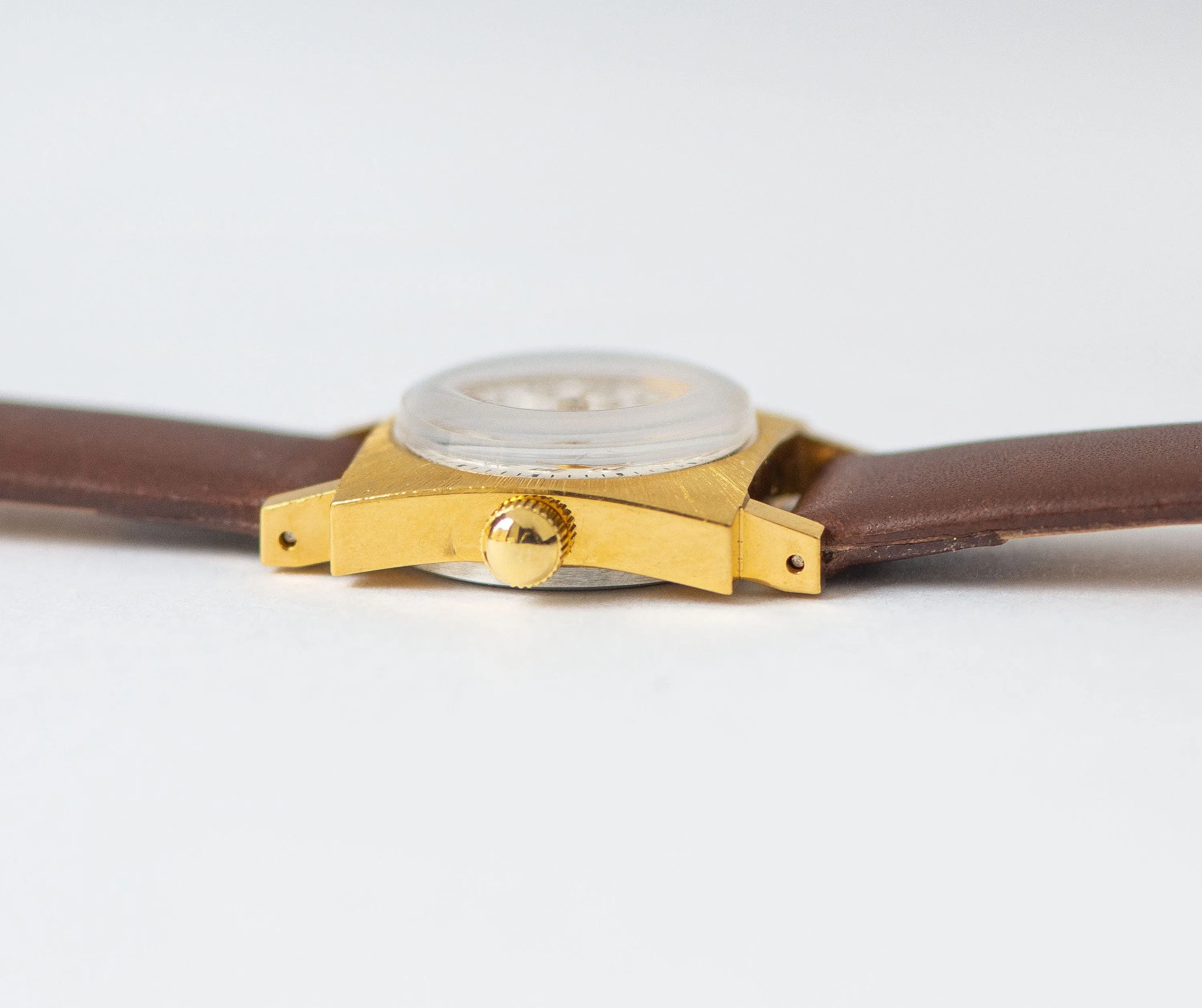 Rare women watch unused gold plated Dawn, sunburst case retro watch for lady classic, small square women watch gift new premium leather band