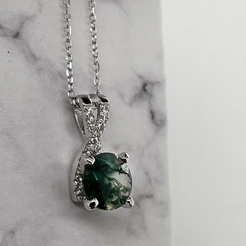 Round Moss Green Agate Pendant Necklace With Cz Accents