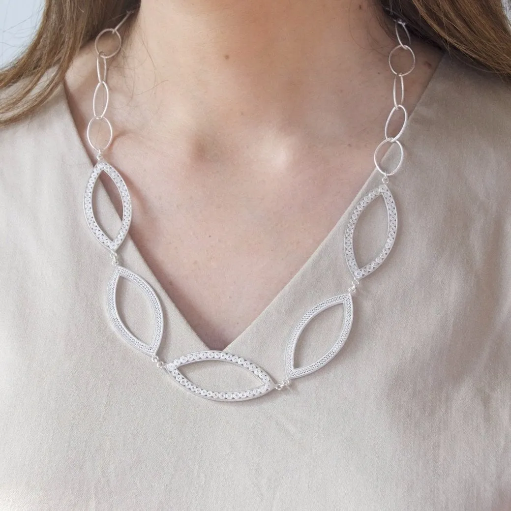 THEA GOLD NECKLACE FILIGREE