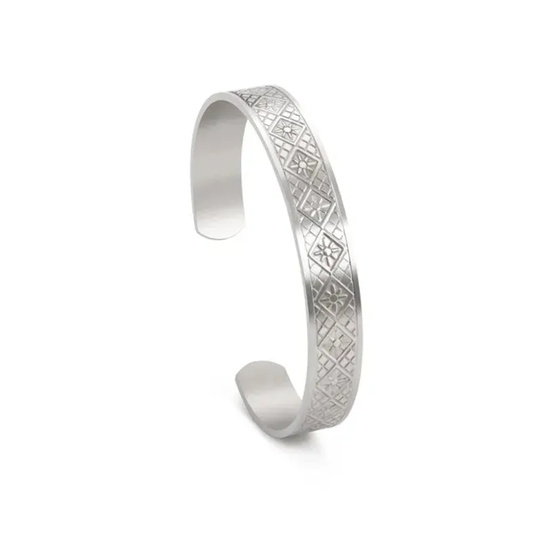 Triquetra Cuff Bangle for Women Men Stainless Steel Bracelet Jewelry Good Luck Protection Celtics Irish Knots