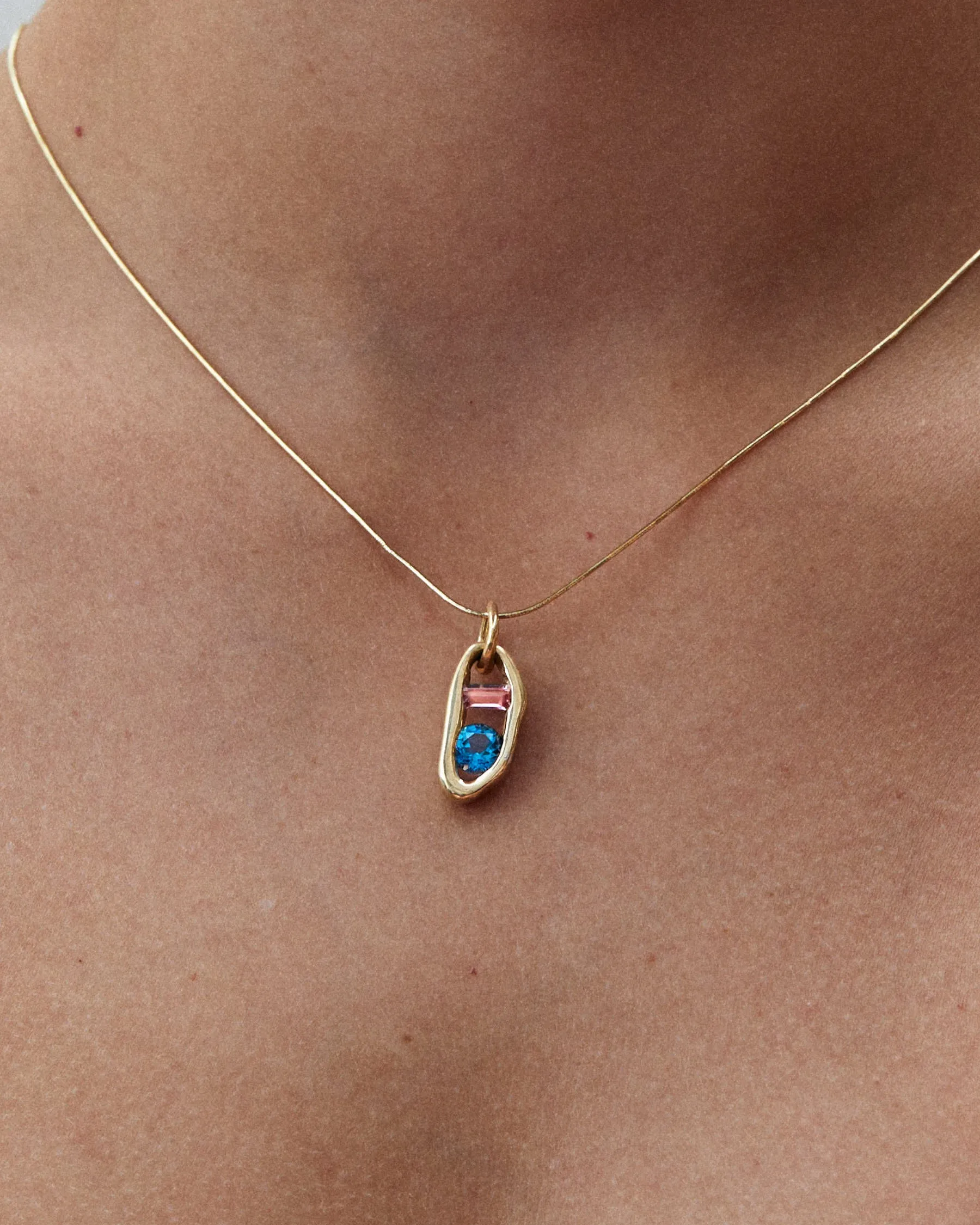 turpaz cocktail necklace