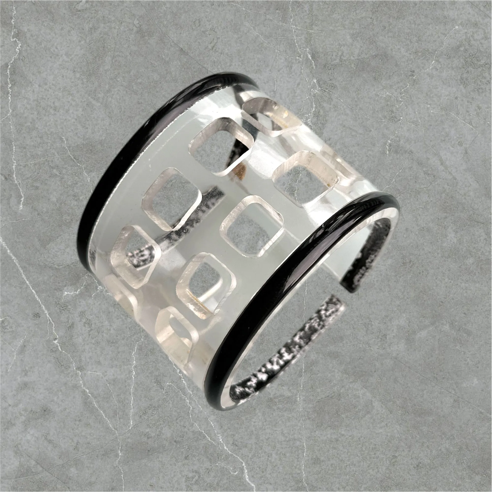 Vintage Acrylic Open-Cuff Bracelet for Women - Checkerboard Design
