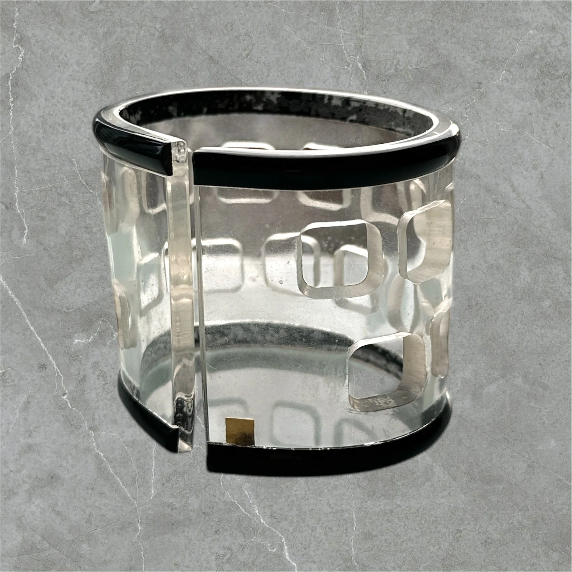 Vintage Acrylic Open-Cuff Bracelet for Women - Checkerboard Design