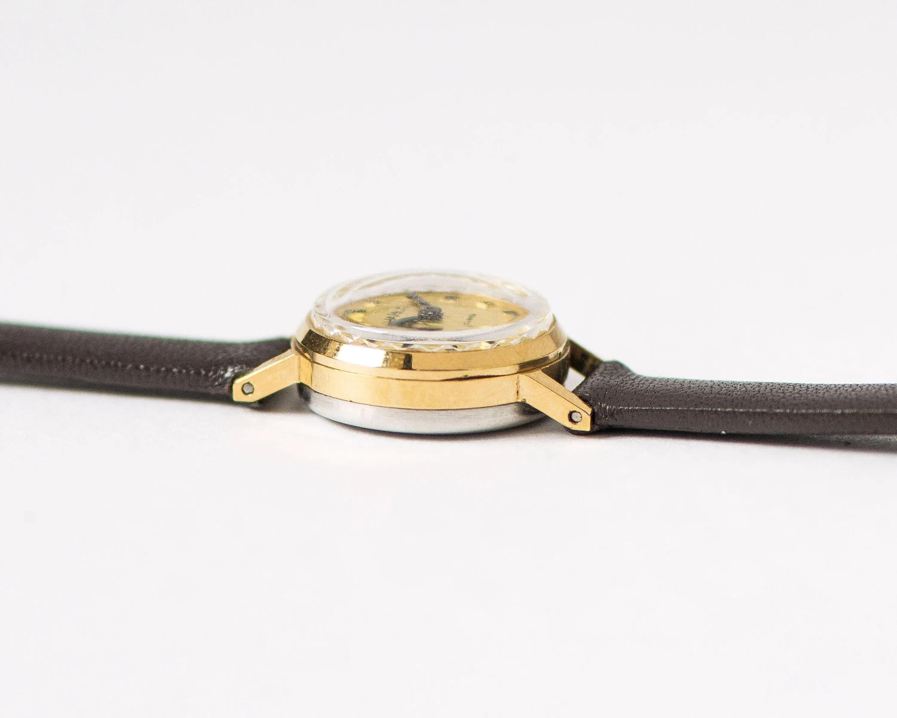 Women's wristwatch vintage Seagull, minimalist lady wristwatch, delicate lady watch gold plated classic gift, new genuine leather strap